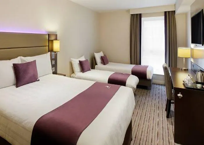 Premier Inn Stockport Central